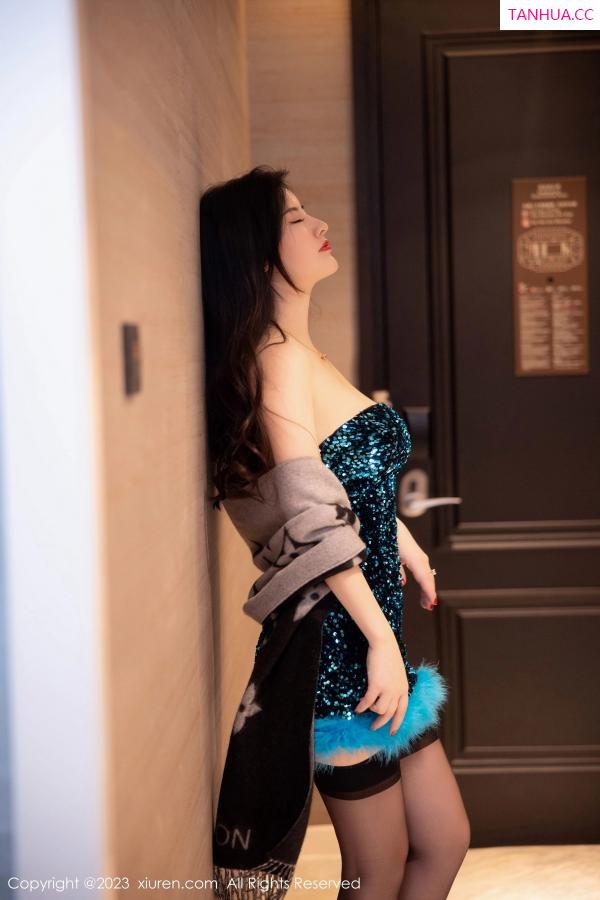 陈诗诗 诗诗 [XiuRen]高清写真图 2023.03.08 No.6384 诗诗kiki 黑丝美臀第3张图片